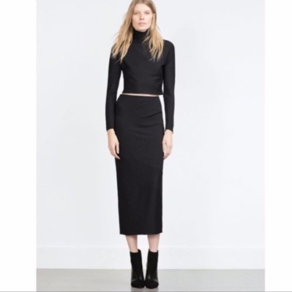 Zara Wb Black Ribbed Knit Midi Skirt 